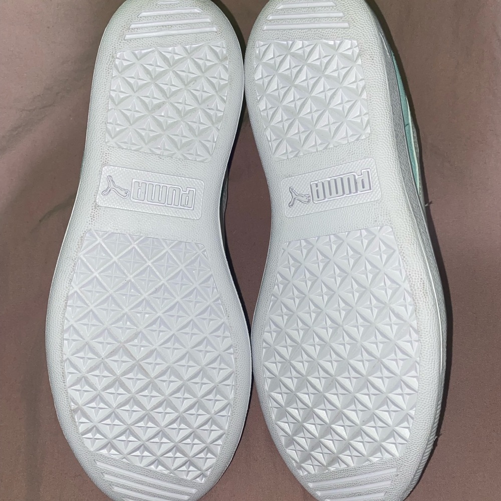 PUMA Suede Classic XXI Women's Sneaker - Picture 5 of 6